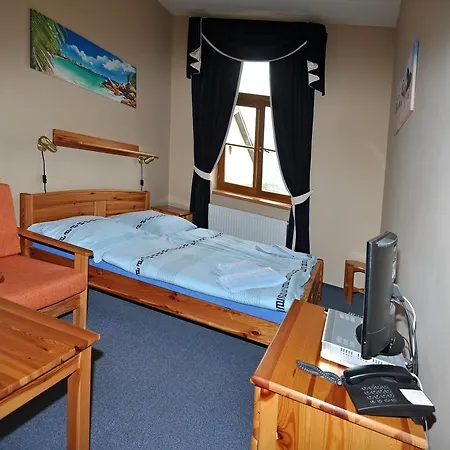 Hotel U Radnice 3*