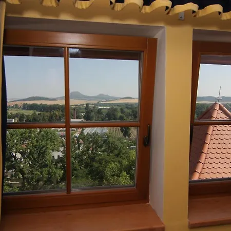 Ξενοδοχείο U Radnice 3*